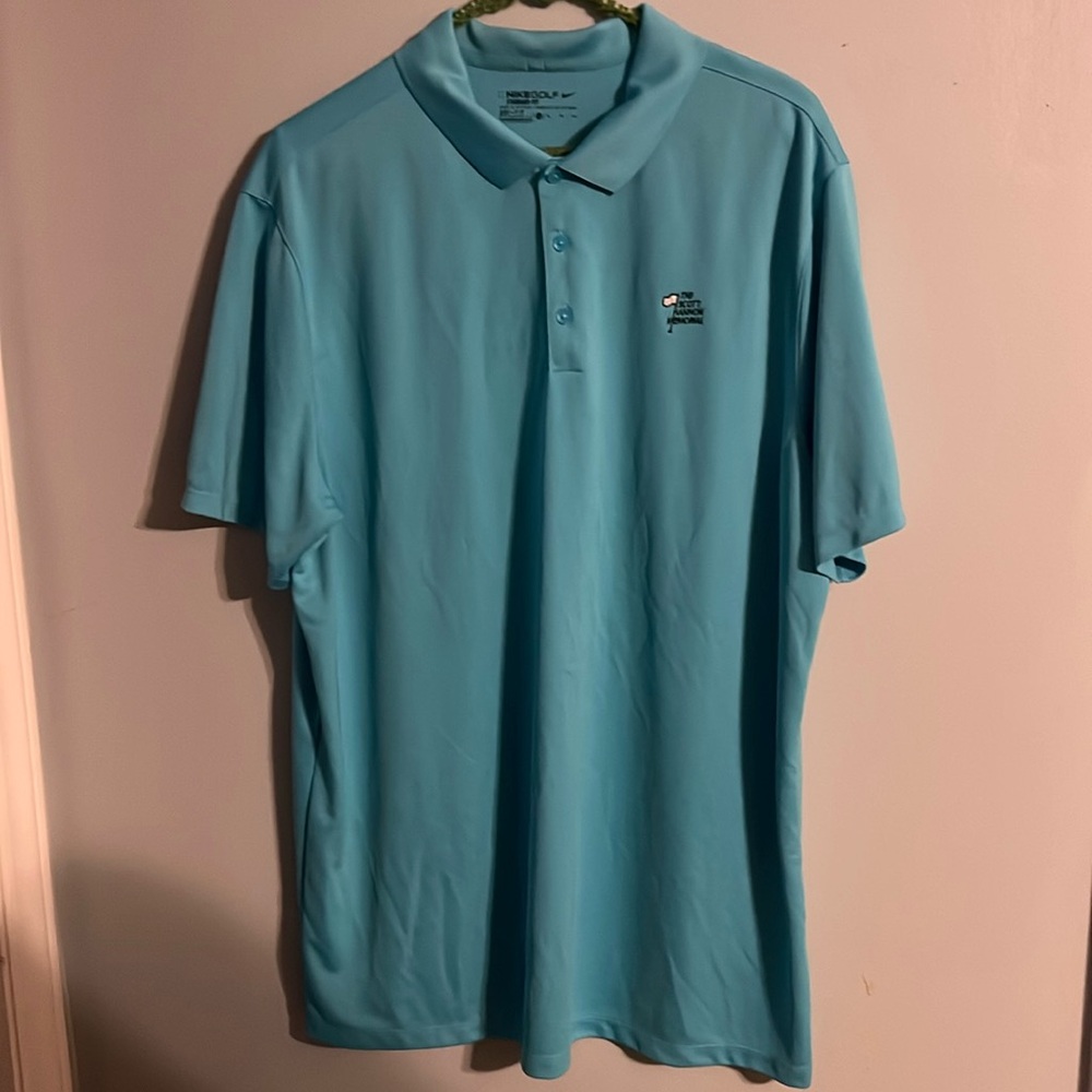 Men’s extra-large, Nike golf shirt.